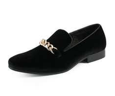 MEN'S DRESS SHOES WITH GOLD CHAIN ORNAMENT- Theses elegant velvet smoking slippers for men is decorated with a gold chain ornament that adds style and dimension. This sought-after style is the latest trend and introduces comfort and style. Go from basic to bold. You’re sure to stand out in the crowd when you wear these classic, handsome, and unique slip-on loafers.SUPERIOR MATERIALS AND SOPHISTICATED FINISHES- Amali is known for fun, unique, quality footwear and these decorated slip-ons are no e Gold Prom Shoes, Velvet Dress Shoes, Prom Outfit, Junior Prom, Classic Slippers, Gold And Black Dress, Men's Dress Shoes, Slippers For Men, Black Dress Shoes