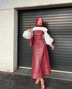 Red Fall Fashion, Cherry Boots, Outfits Muslim, Mode Turban, Modest Fashion Hijab, Cute Modest Outfits, Muslim Outfits Casual, Red Fall