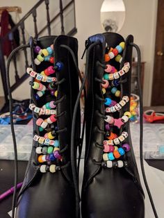 Kandi Boots, Bass Canyon Outfits, Shoe Laces Ideas, Kandi Shoes, Laces Ideas, Diy Rave Outfits, Beaded Boots, Bass Canyon, Dark Decora