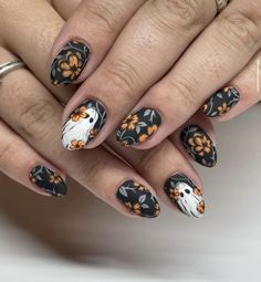 Black Background Nails, Ghost Floral Nails, Mabon Nails, Funky Autumn Nails, Marigold Nail Art, Floral Ghost Nails, Fancy Fall Nails, Floral Fall Nails, Witchy Fall Nails