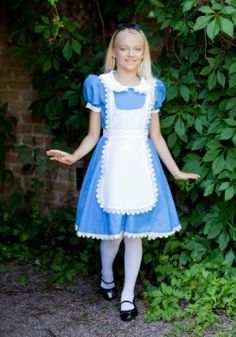 Unique Halloween Costumes - Adult, Child Exclusive Halloween Costume 50s Halloween Costumes, Costumes For Teenage Girl, Alice In Wonderland Outfit, Blonde Halloween Costumes, Alice Costume, Themed Halloween Costumes, Alice In Wonderland Dress, Wonderland Dress, Alice In Wonderland Costume