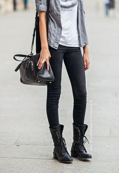 How To Seriously Master The Edgy Style Mode Edgy, Scene Girl, Looks Black, Combat Boot, Cara Delevingne