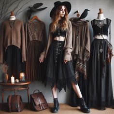 Cottage Witch Aesthetic Fashion, Witchy Fashion Modern Witch, Dark Bohemian Fashion, Boho Goth Outfits, Summer Witch Outfits, Witchy Aesthetic Outfit, Witch Core Outfits, Dark Boho Fashion, Witch Aesthetic Outfit