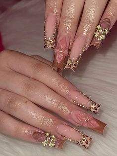 Almond Cheetah Nails, Pink Nails Fall, Fall Baddie Nails, Nails Shape Coffin, Cheetah Acrylic Nails, Shirt Nails, Nails Cheetah, Nails Bow, Nails Shape