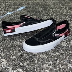 New Vans Slip-On Cap Color: Black/ Pink Icing Size: 9 Mens 10.5 Womens *Box Included* *Rare And Unique Pair Of Vans!!! *Please Feel Free To Ask Any Questions!!! *Ships Same Day Or Next!!!! The Men's Slip-On Cap Sneakers Deliver A Unique Style Unlike Any Other. Canvas/Suede Upper Slip-On Rubber Outsole Shoelaces Pink Vans Skateboarding Sneakers, Pink Vans Sneakers For Skateboarding, Casual Pink Skate Shoes For Skateboarding, Black Casual Skate Shoes With Rubber Toe Cap, Casual Black Skate Shoes With Rubber Toe Cap, Pink Vans Skate Shoes For Sports, Pink Vans Skate Shoes, Vans Black Skate Shoes For Sports, Black Skate Shoes With Rubber Toe Cap