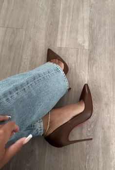 Louboutin Shoes Aesthetic, So Kate Louboutin, Lou Boutin Shoes, Heels Aesthetic, Classy Shoes, Louboutin Heels, Cute Heels, Girly Shoes