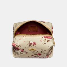 Makeup Room, Toiletry Bag Travel, Bag Travel, Toiletry Bag, Compact Design, Luxury Handbags