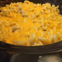 macaroni and cheese is cooking in the crock pot