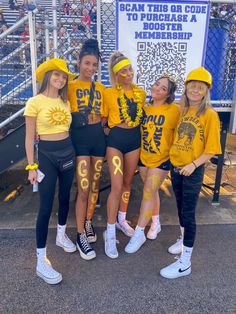 Gold Out Football Game Ideas, Team Spirit Ideas Outfit, Cheer Camp Outfits Theme, Spirit Week School Colors Day, Yellow Spirit Day Outfits School, Yellow Out Football Game Outfit, Gold Out Theme Football Game, Black And Gold School Spirit Outfits, Gold Out Spirit Day