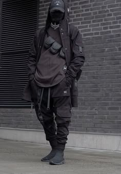 Combat Vest Outfit, Men Outfits Techwear, Men’s Cyberpunk Outfit, Mens Techwear Outfit, Modern Ninja Outfits Men, Urban Goth Fashion, Techwear Style Men