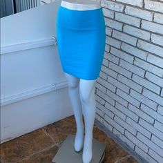 New Without Tags Light Blue Stretch Skirt For Summer, Blue Fitted Mini Bottoms, Casual Stretch Pencil Skirt Short Length, Blue Relaxed Fit Pencil Skirt For Summer, Fitted Blue Skirt For Spring, Light Blue Stretch Mini Skirt For Spring, Light Blue Stretch Skirt For Spring, Blue Stretch Skort For Summer, Blue Stretch Mini Skirt For Spring