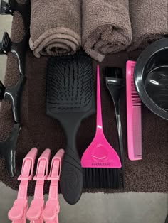 #hair #hairstylist #aesthetic #inspo #pink #tools #framar Hairstylist Aesthetic, Hair School