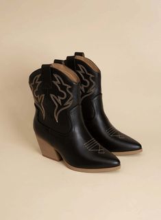 Blazing-S Western Boots - Rocca & Co Western Silhouette, Embellishment Embroidery, Beach Sunglasses, Boots Style, Western Booties, Pointed Heels, Shoe Boutique, Cloth Material, Love Is In The Air