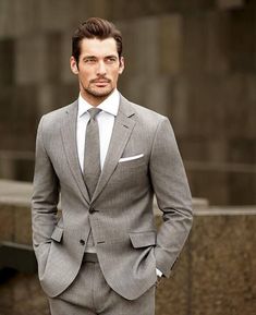 Terno Slim, A Man In A Suit, Man In A Suit, David James Gandy, Mens Fashion Blog, David Gandy, Sharp Dressed Man, Gray Suit, Suit Style