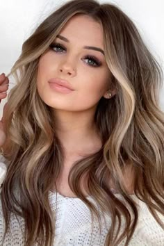 Balayage Blonde, Hair Color Light Brown, Brown Blonde Hair, Ombre Hair Color, Brown Hair With Highlights