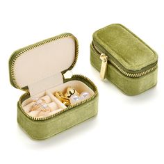 PRICES MAY VARY. LUXURIOUS VELVET MATERIAL: Taimy Travel Jewelry box is hand-made of superior velvet fabric, which brings a elegant and luxurious feelings, soft touch, no smell, moisture-proof. It will protects your Jewelry from damage and scratch. SAFEKEEPING YOUR JEWELRIES: The jewelry case comes with 3 slot rolls, 1 divisions compartment. It can hold multiple rings, earrings and other small items. Whether you're at the office, on the go, or enjoying a vacation, this ring box provides the perf Small Gift For Girlfriend, Mini Jewelry Case, Gifts For Young Adults Women, Gifts For My Friend, Travel Must Haves For Women, Creative Engagement Gifts, Favorite Things Party Gift Ideas, Simple Christmas Gifts, Gifts For Sister In Law