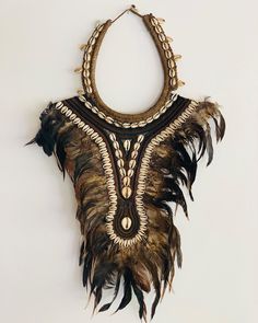 Lion King Jr, Futuristic Fashion, Neck Piece, Mens Costumes, Diy Projects To Try, Boho Chic Fashion, Feathers, Boho Chic