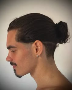 Man Bun Haircut Undercut, Male Undercut Hairstyles Long, Mens Long Hair With Undercut, Undercut Bun Mens, Cool Hairstyles For Men With Long Hair, Man Bun Fade Undercut Hairstyles, Low Undercut Men Long Hair, Man Bun Side Profile, Hairstyle For Men With Long Hair