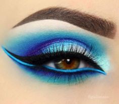 Makeup Nails Designs, Kim Chi, Eye Looks, Green Makeup, Beautiful Eye Makeup, Winter Makeup, Makeup Salon, Makeup Game