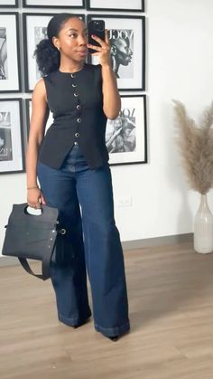 Denim for work. Vests for work. Business casual. Work Clothes Business Casual, Flare Jeans Outfit Summer Work, Office Outfits Women Feminine, Classy 20s Outfits, Denim Work Outfit, Fashionable Business Casual Outfits, Elevated Work Outfits Women, Office Work Wear, Fashion Office Outfits Women