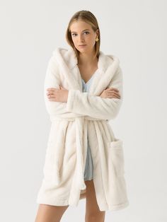 DESCRIPTION:Soft, plush sherpa robe with a self tie belt.FEATURES:Attached HoodFront PocketsSelf-Tie BeltLength: 36.3 in.Sherpa Fabrication100% PolyesterRelaxed FitModel is wearing size Small robe.Model's Measurements: Height: 5'9.5" | Bust: 32C | Waist: 26.5" | Hips: 37" | Dress Size: 2-4 (US) Sherpa Robe, Fuzzy Robe, Plush Robe, Saint Bernard, Womens Uggs, Tie Belt, Christmas List, Soft Plush, Pajamas