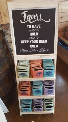 a sign that says favo's to have hold and to keep your beer cold