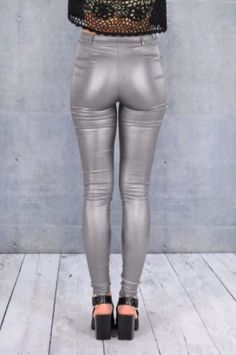 Double Zero Los Angeles Metallic Skinny Pants with Zipper Detail Stretchy, zipper fly and button Color: Silver Runs small and tight, recommend for juniors Sizes: S-M-L Waist 26" S, 28" M, 30" Large, approx 10" rise 55% cotton, 45% polyester, Made in China, hand wash cold M2/16C844 Tight Full-length Nylon Pants, Fitted Full-length Shiny Pants, Leather Tights, Metallic Stretch Full-length Leggings, Faux Leather Tight Full-length Leggings, Tight Faux Leather Full-length Bottoms, Superenge Jeans, Double Zero, Disco Pants