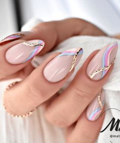 Unghie Sfumate, Colorful Nails, Fake Nails With Glue, Classy Nails, Short Acrylic Nails, Nail Polishes, Artificial Nails