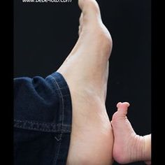 an image of a person's bare feet and foot with the caption that reads, i am not sure what this is