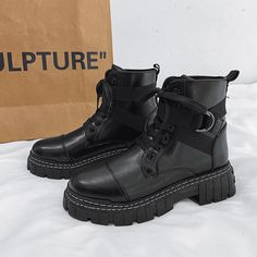 Short Platform Boots, Apocalypse Au, High Platform Boots, Mens Motorcycle Boots, British Style Men, Top Shoes For Men, Punk Boots, British Sports, Mens Ankle Boots