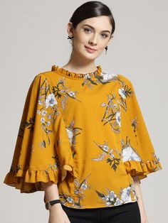 Flower Blouse Outfit, Ruffled Tops, Girls Designer Dresses, Mode Turban, Designer Kurti Patterns, Fashion Design Collection, Fashion Top Outfits, Women Dresses Classy, Cotton Long Dress