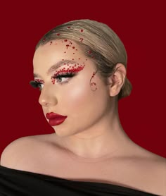 Black And Red Makeup, Karneval Diy, Red Makeup Looks, Competition Makeup, Jewel Makeup, Gem Makeup, Maquillage On Fleek, Red Eye Makeup, Crystal Makeup