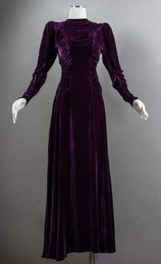 Stunning Lux 30s/40s Purple Velvet Gown, Ruched Bodice, Leg of Mutton Sleeves, Old Hollywood Glamor - Etsy Purple Velvet Gown, Dresses For Older Women, 40s Outfits, Hollywood Glamor, Slavic Style, Purple Velvet Dress, Small Shoulders, Late 30s, Leg Of Mutton Sleeve