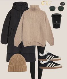 Winter In Uk Outfits, Christmas Market Date Outfit, Cold Traveling Outfits, Trending Winter Outfits 2024 Women, Sweats And Coat Outfit, Chilly Winter Outfit, Comfy Oversized Winter Outerwear, Cold Day Outfit For Work, Cozy Cold Weather Outfits