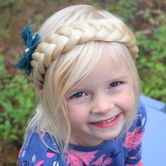 If you think the biggest braids are the best, you’ll love the Halo! This beautiful headband braid is just like our popular Lulu braid, except with even more hair! The Halo gives your daughter an extra-thick two-stranded braid. It’s super easy! The Halo blends right into her hair and never needs to be rebraided. She can wear this amazing braid for school, clubs, photos, and just hanging around. Color Matching: Don't be afraid to go a shade lighter or darker than your hair, take into consideration Pretty Hairstyles For Medium Hair, Homemade Finger Paint, Headband Braid, Ghana Weaving, Hairstyle For Long Hair, Big Braids, Finger Paint, Two Braids, Cool Braids