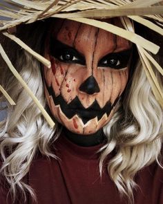 Halloween Face Painting Ideas For Adults, Scary Pumpkin Head Costume, Womens Halloween Costume Scary, Adult Halloween Face Paint Ideas, Halloween Costumes Diy Scary, Creative Halloween Makeup Looks Scary, Diy Halloween Costumes Scary, Spooky Face Paint, Creepy Scarecrow Makeup