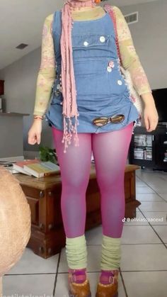 Childish Outfits Style, Childish Style Outfit, Colorful Tights Aesthetic, Funky Clothing Style, Twee Core Outfits, Twee Style Aesthetic, Outfit Ideas Funky, Cute Funky Outfits