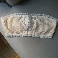 Size M Victoria’s Secret Bandeau- All Lace- Never Worn And Has Its Tag On. Beige Strapless Top With Built-in Bra, Pastel Bra, Black Lace Bra Top, Lace Bandeau Bra, Metallic Bodysuit, Lace Bra Top, Strapless Bralette, Lace Bandeau, Black Lace Bralette