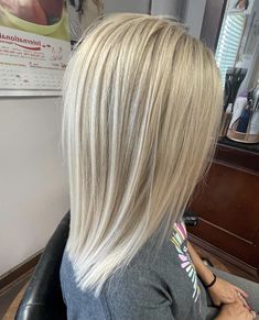 Light Roots Blonde Hair, Platinový Blond, Blonde Summer Hair, Blonde Summer, Light Blonde Highlights