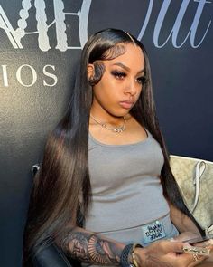 #hairstyles #wigs #explore Quick Weave Hairstyles, Frontal Hairstyles, Pretty Braided Hairstyles, Hot Hair Styles, Dope Hairstyles, Hair Ponytail Styles, Hair Laid, Middle Part