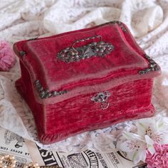 Jewellery Box Aesthetic, Sewing Velvet, Color Ornaments, Jewelry Vanity, Victorian Jewelry Box, Cherry Red Color, Cow Bones, Wood Cover, Antique Boxes