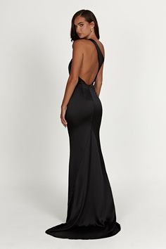 Harper One Shoulder Gown - Black - MESHKI U.S Romantic Gown, Slip Maxi Dress, Dresses Date Night, Gown Black, Black Dress Prom, One Shoulder Gown, Black Dress Formal, Black Bridesmaid Dresses, Black Tie Wedding