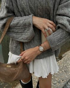 Rugged Style Women, Outfit Work, Paris Chic, Outfits Classy, Autumn Fits, Rugged Style, Miniskirt Outfits, Stories Ideas, Spring Fashion Outfits