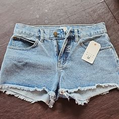 Billabong Jean Shorts Frayed Jean Shorts, Summer Denim Shorts, Coral Jeans, Summer Wishlist, Billabong Shorts, Emo Kid, Cruise Outfits, Frayed Jeans, Future Outfit