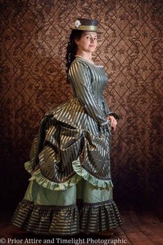 Corset 18th Century, Dress And Corset, Victorian Bustle Dress, 1879 Fashion, Vintage Long Skirt, Steampunk Witch, Costume Poses, Long Skirt Dress