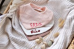 🤍 The perfect personalised bib for your little love or a fantastic personalised gift  🤍 100% handmade designs with care and attention put into every bib. Choose personalised wording or name with the optional addition of flowers, hearts or bumblebees. Message if you would like such additions 🤍 Pure muslin fabric for daily use. Super absorbent for your little dribblers! 🤍 Colours may vary slightly due to screen settings and lighting. 🤍 Care Instructions - Machine Wash or Hand Wash. Air Dry Na Personalized Bibs, Personalized Baby Bibs, Baby Twins, Baby Shower Inspiration, Muslin Baby, Shower Inspiration, Muslin Fabric, Handmade Design, Baby Bibs