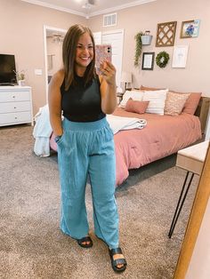 Therapist Fits, Teacher Summer Outfits, Easy Teacher Outfits, Teacher Styles, Therapist Outfit, Momma Mia, Teacher Fits, Buisness Casual