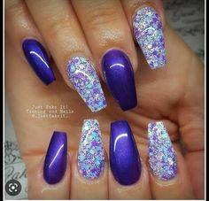 Black With Glitter Nails, Black With Glitter, Dark Purple Nails, Accent Nail Designs, Purple Nail Art