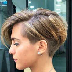 Haircut Types, Short Hair Pixie Cuts, Pixie Haircut For Thick Hair, Very Short Hair, Cute Hairstyles For Short Hair, Haircut For Thick Hair, Pixie Bob