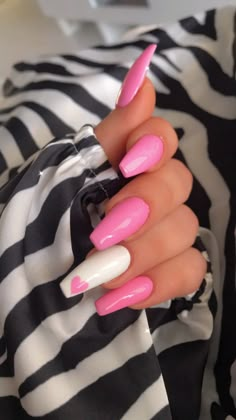 Best Acrylic Nails Designs Square, Valentine’s Day Nails Acrylic 2024, Gel Over Acrylic Nails, Hot Pink Nail Designs Classy, Valentines Sparkle Nails, Trendy Acrylic Nails Coffin Spring, Valentine’s Day Simple Nails, Dinner Ideas With Mac And Cheese, Nails Rosa Barbie